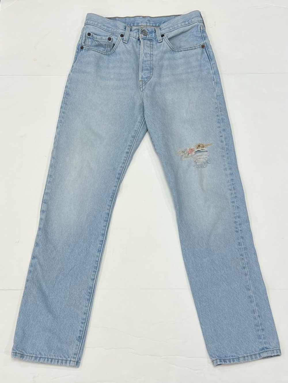 Levi’s 501 150th Anniversary Womens Jeans 28x27 Floral Patch Distressed